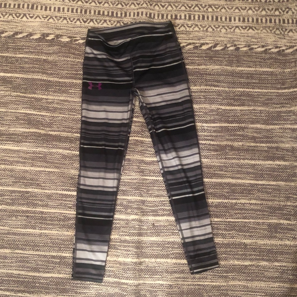 UNDER ARMOUR LEGGINGS!!